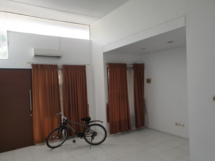 Rumah Disewakan di Cluster Elysium Lippo Cikarang